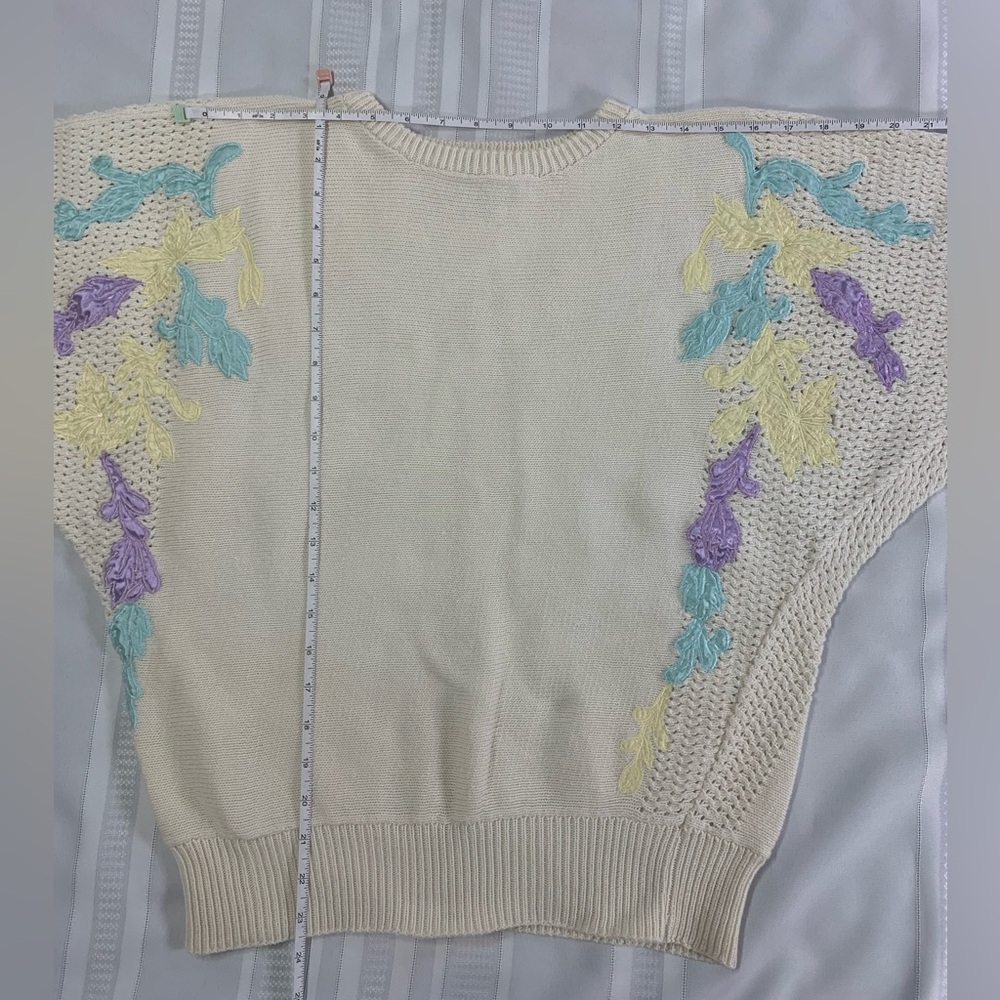 Vintage Kyouko Design Studio Pastel Floral Embroidered Cotton Knit Sweater - Picture 5 of 6